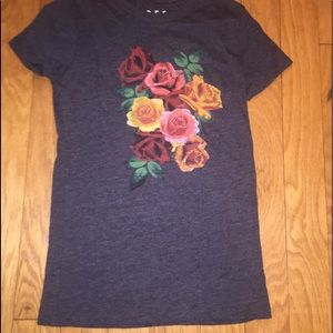 A graphic tee from Aeropostale.